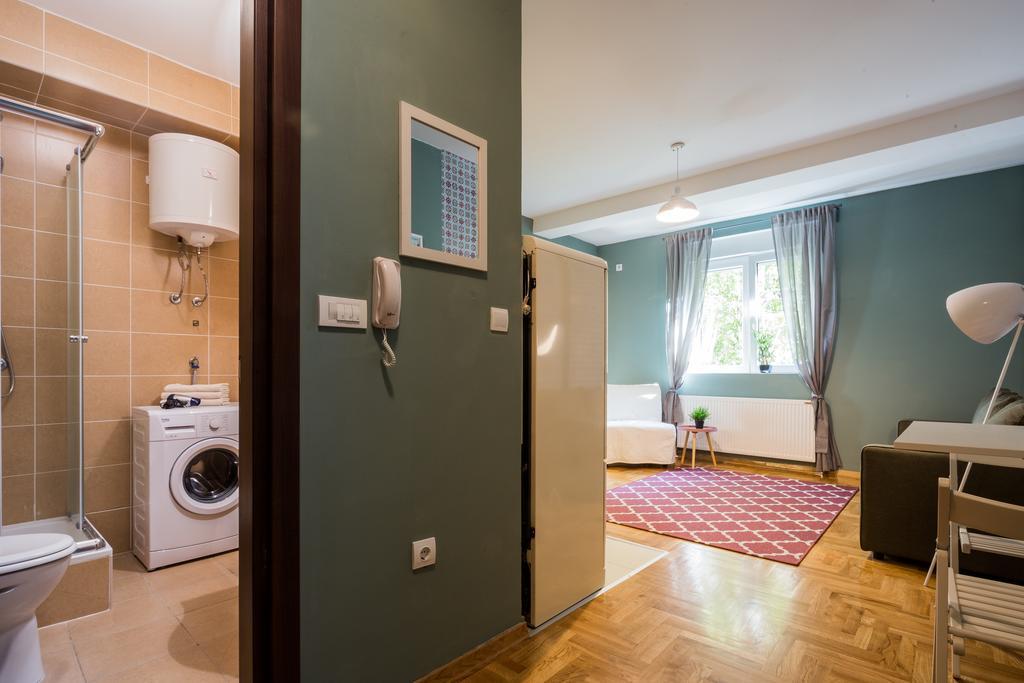 ! Promo! Central Evergreen Studio - Free Public Parking-Fast Wi-Fi Novi Sad Exteriér fotografie